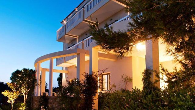 Orizontes View Hotel