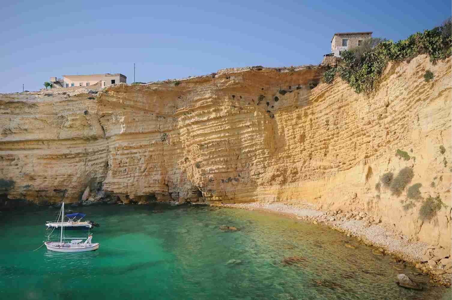 Mezapo Mani Peloponnese