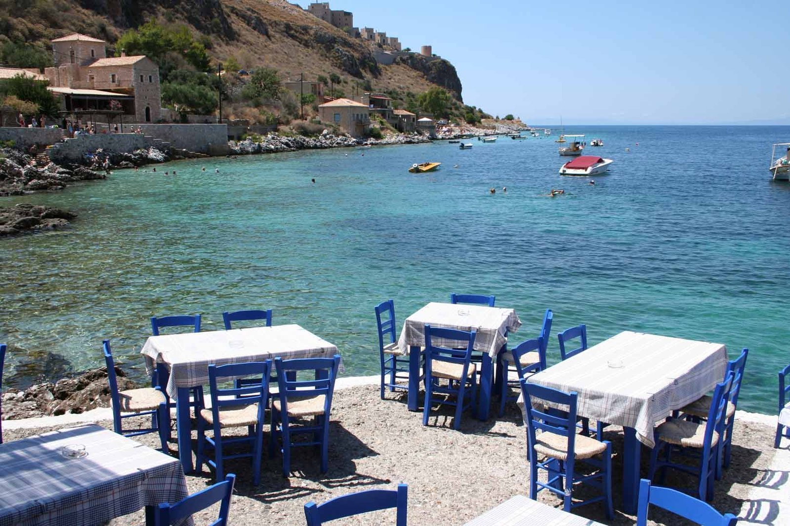 Seafront tables in Mani